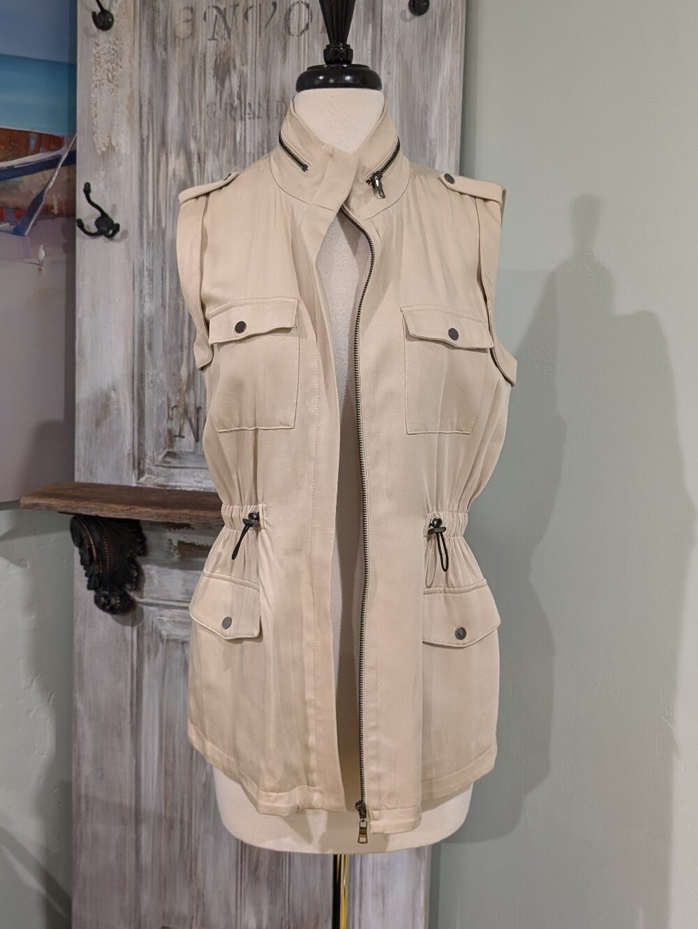 HYPR Sleeveless Khaki Utility Vest Jacket